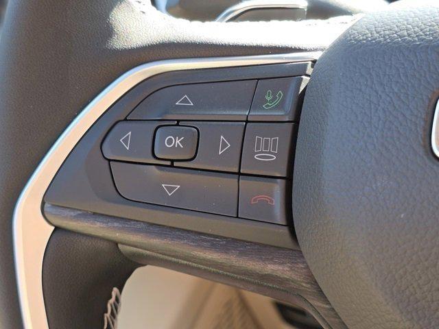 new 2025 Jeep Grand Cherokee car, priced at $43,270