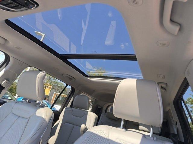 used 2021 Jeep Grand Cherokee L car, priced at $29,605