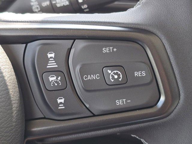 new 2025 Jeep Wrangler car, priced at $43,329