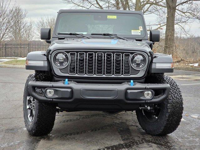 new 2025 Jeep Wrangler car, priced at $60,590