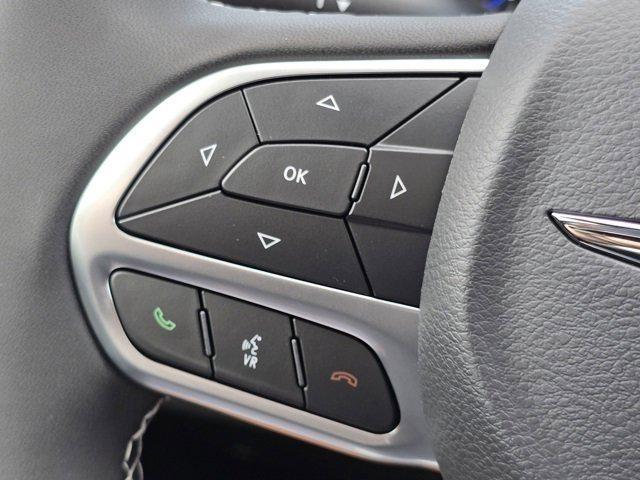 new 2025 Chrysler Pacifica car, priced at $45,109