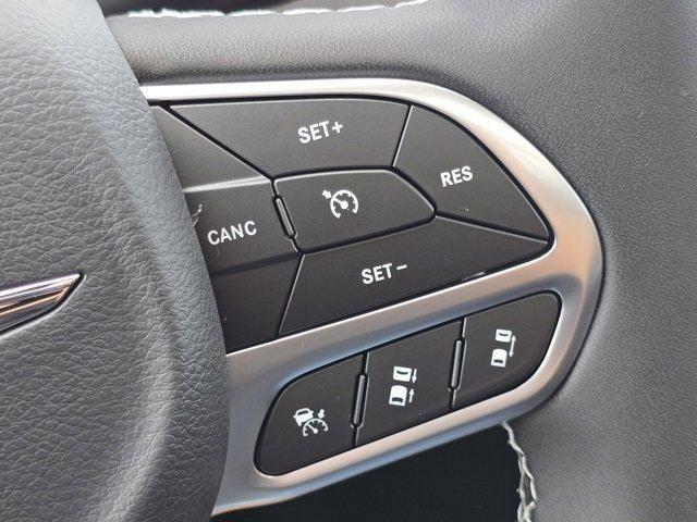 new 2025 Chrysler Pacifica car, priced at $45,109