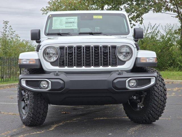 new 2025 Jeep Gladiator car, priced at $43,949