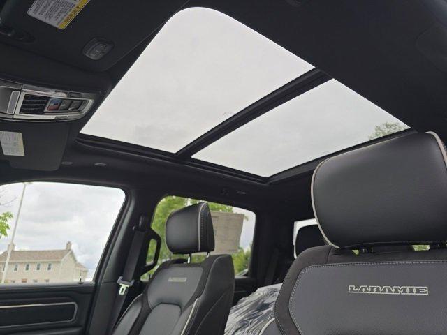 new 2025 Ram 1500 car, priced at $64,291