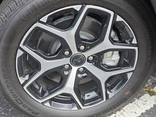 new 2025 Jeep Compass car, priced at $30,828