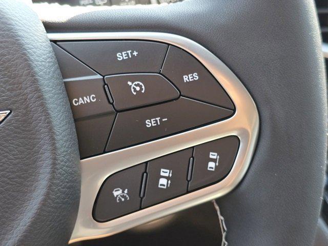 new 2025 Chrysler Pacifica car, priced at $45,109