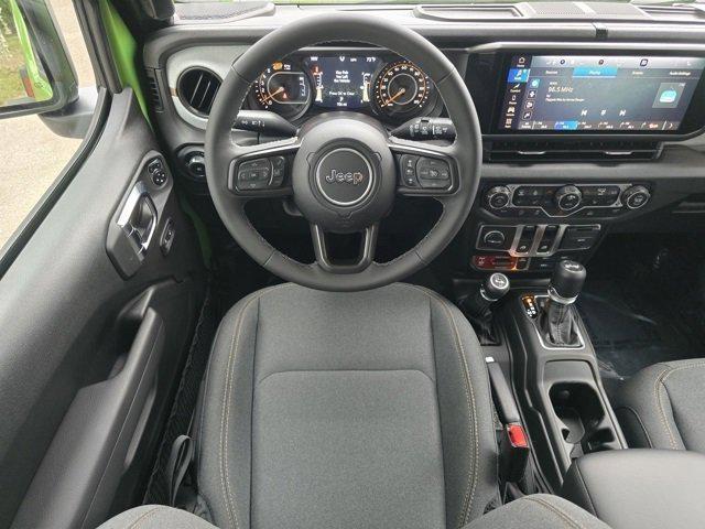new 2025 Jeep Wrangler car, priced at $46,170