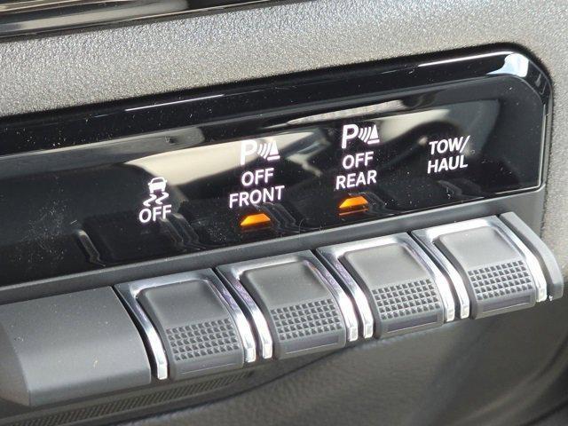 new 2025 Ram 1500 car, priced at $41,106