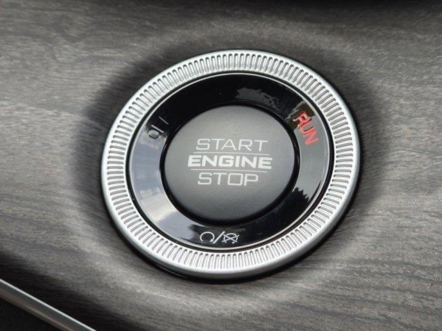 new 2025 Jeep Grand Cherokee car, priced at $47,744
