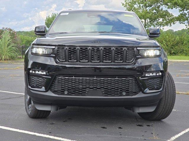 new 2025 Jeep Grand Cherokee car, priced at $47,744