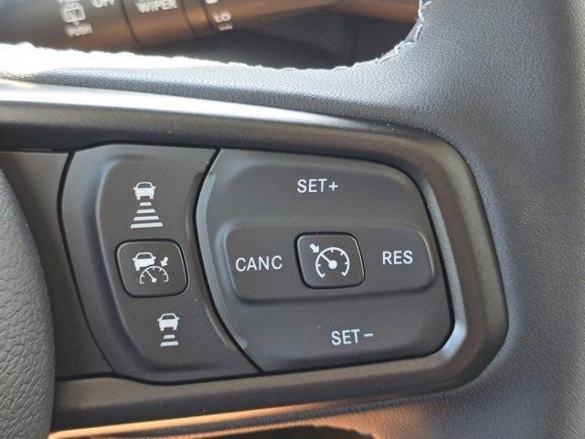 new 2025 Jeep Wrangler car, priced at $49,727