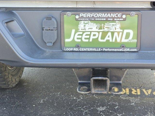 used 2020 Jeep Gladiator car, priced at $23,525