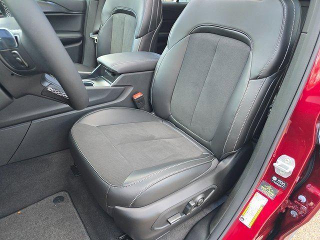 new 2025 Jeep Grand Cherokee L car, priced at $40,000