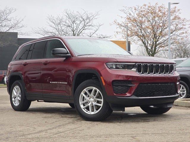 new 2025 Jeep Grand Cherokee car, priced at $35,849