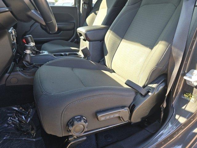 used 2022 Jeep Wrangler Unlimited car, priced at $30,950