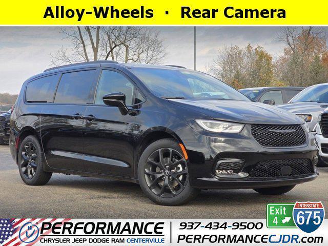 new 2026 Chrysler Pacifica car, priced at $44,928