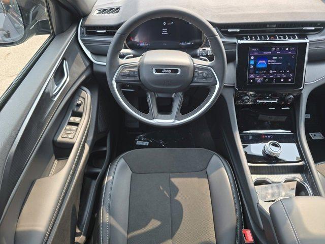 new 2025 Jeep Grand Cherokee L car, priced at $35,000