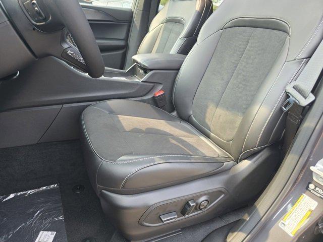 new 2025 Jeep Grand Cherokee L car, priced at $35,000