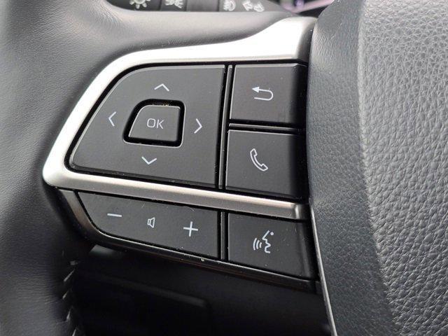 used 2022 Toyota Highlander car, priced at $35,928