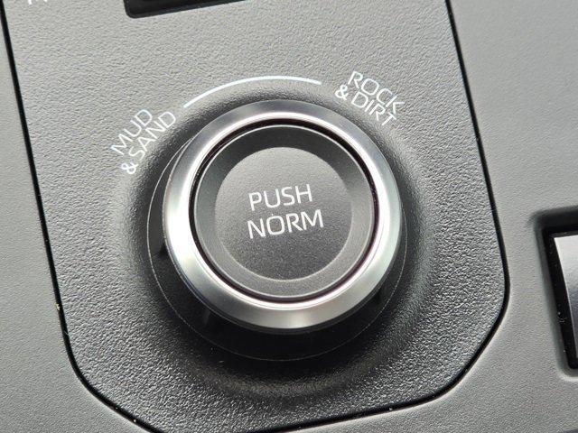 used 2022 Toyota Highlander car, priced at $35,928