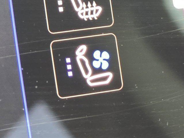 used 2022 Jeep Compass car, priced at $18,937