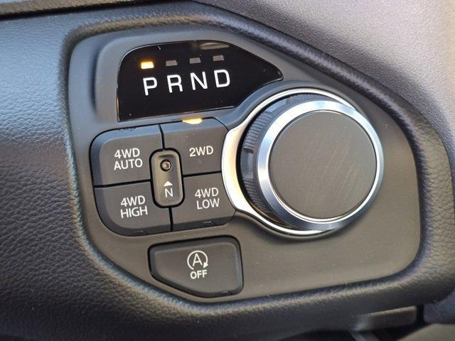 new 2025 Ram 1500 car, priced at $48,017