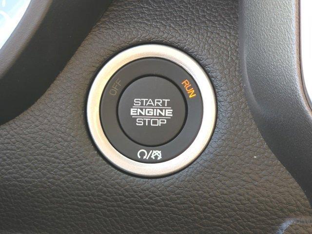 new 2025 Ram 1500 car, priced at $48,017