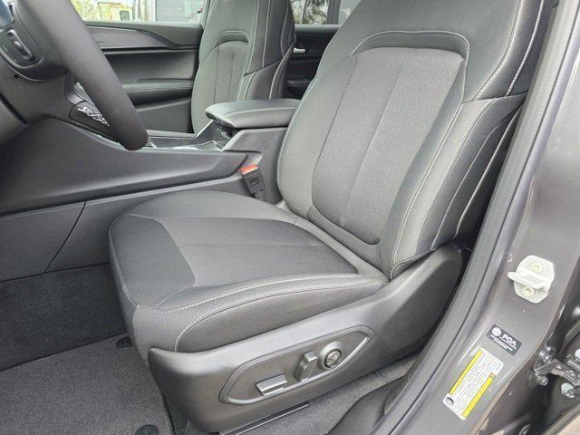 new 2025 Jeep Grand Cherokee L car, priced at $39,049