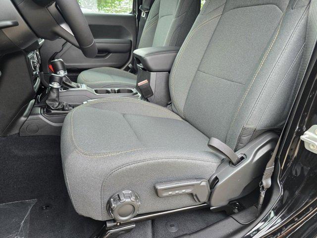 new 2025 Jeep Wrangler car, priced at $43,329