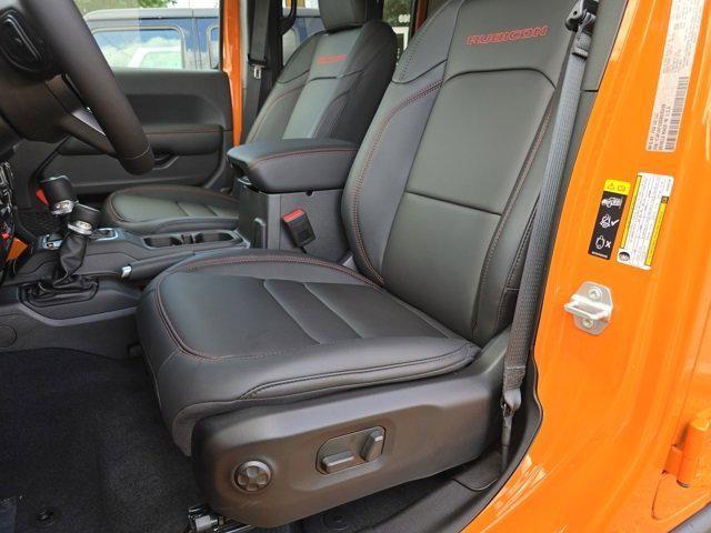 new 2025 Jeep Wrangler car, priced at $53,962