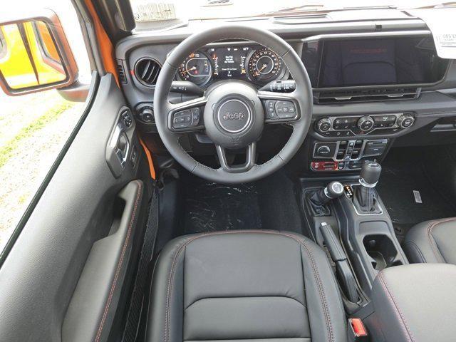 new 2025 Jeep Wrangler car, priced at $53,962