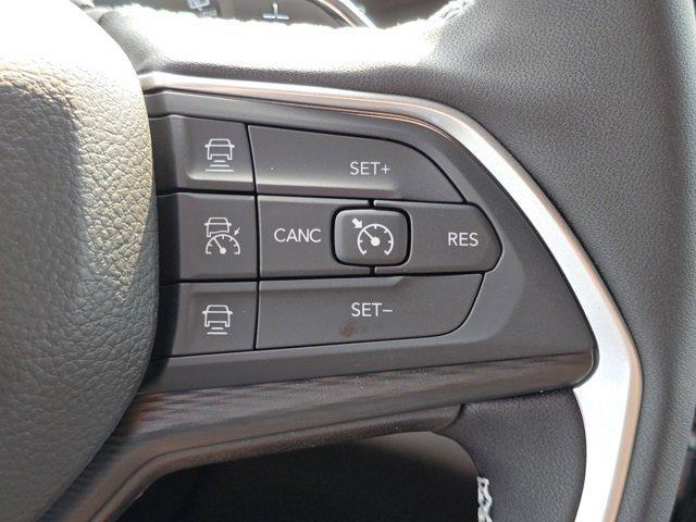 new 2025 Jeep Grand Cherokee car, priced at $37,824