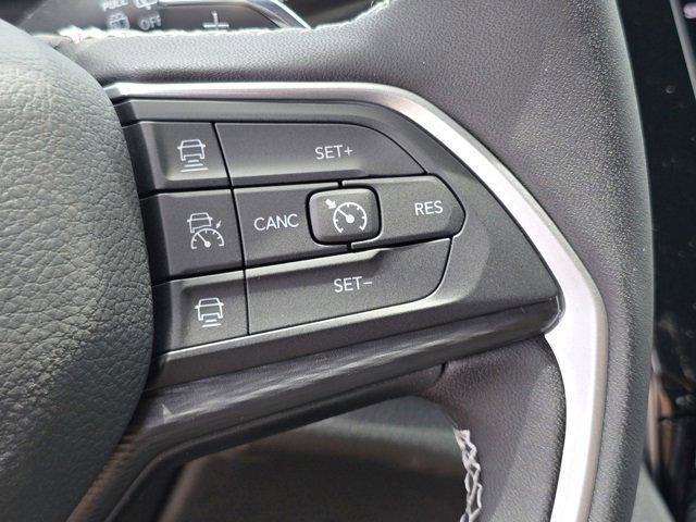 new 2025 Jeep Grand Cherokee car, priced at $37,684