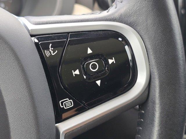 used 2021 Volvo XC60 car, priced at $28,922