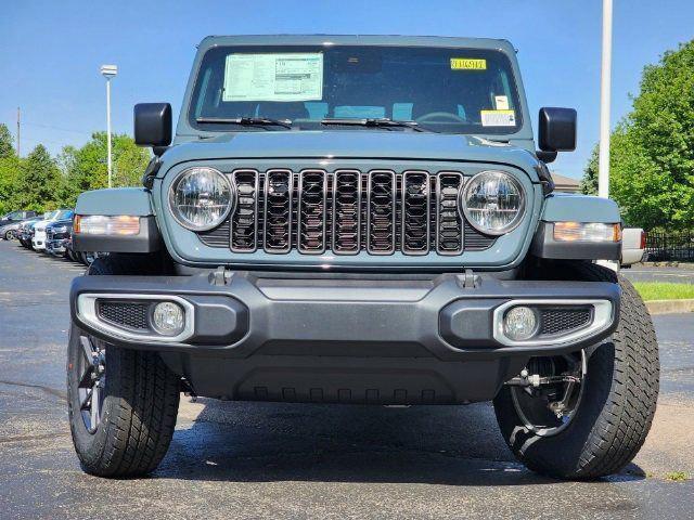 new 2024 Jeep Gladiator car, priced at $53,285