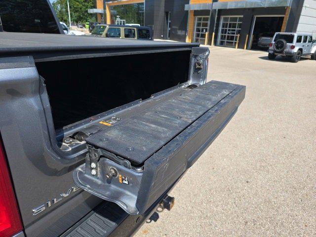 used 2022 Chevrolet Silverado 1500 car, priced at $40,956