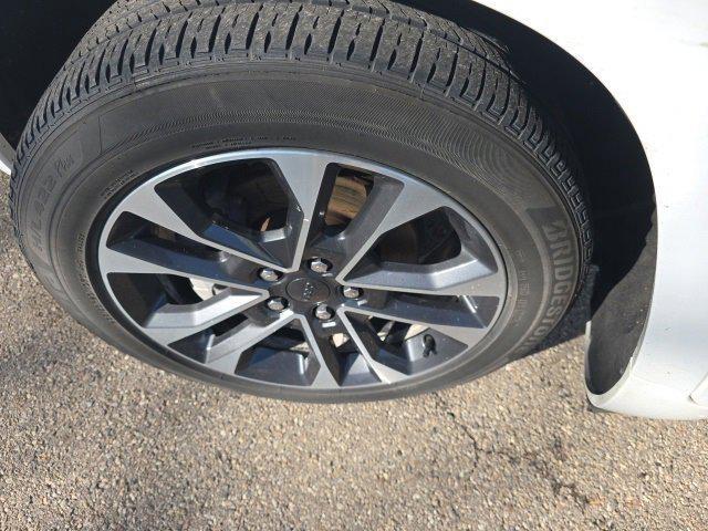 used 2023 Jeep Grand Cherokee car, priced at $38,984