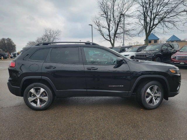 new 2022 Jeep Cherokee car, priced at $37,575