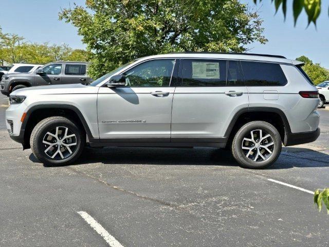 new 2024 Jeep Grand Cherokee L car, priced at $41,455