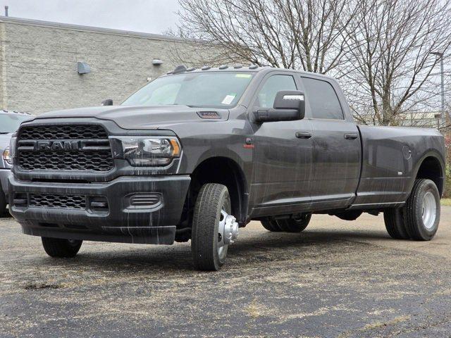 new 2024 Ram 3500 car, priced at $61,027