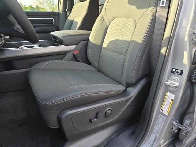 new 2025 Ram 1500 car, priced at $48,017