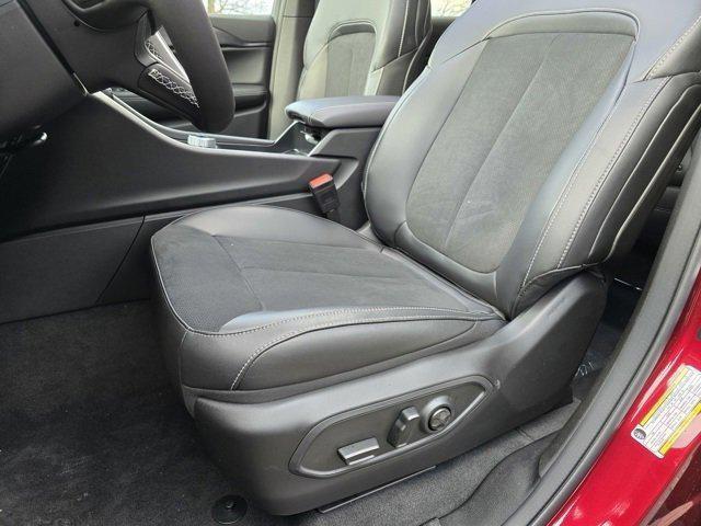 new 2025 Jeep Grand Cherokee L car, priced at $43,522