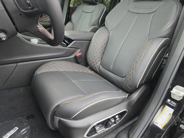 new 2025 Jeep Grand Cherokee car, priced at $55,136
