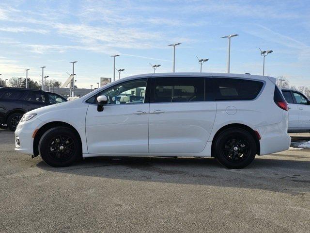 used 2023 Chrysler Pacifica car, priced at $27,393