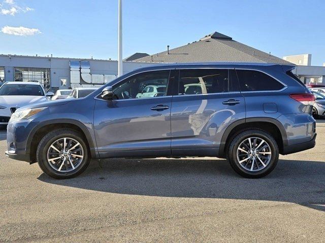 used 2017 Toyota Highlander car, priced at $18,378