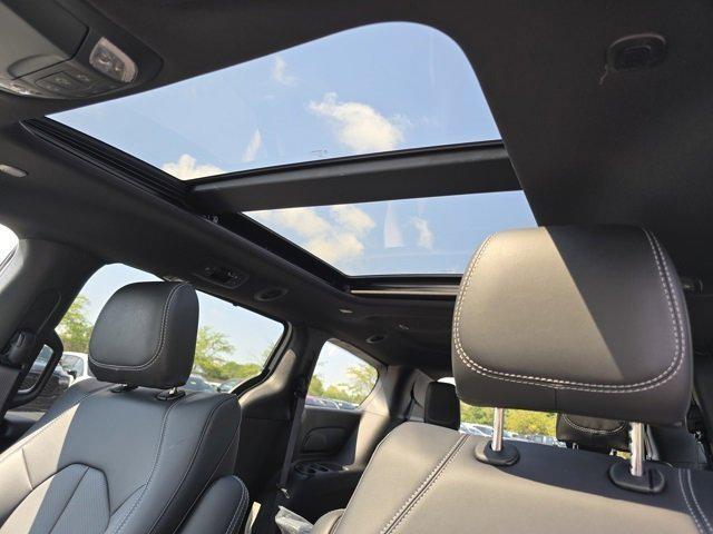 new 2026 Chrysler Pacifica car, priced at $40,469