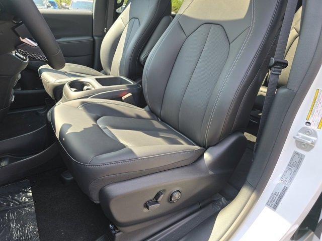 new 2026 Chrysler Pacifica car, priced at $40,469