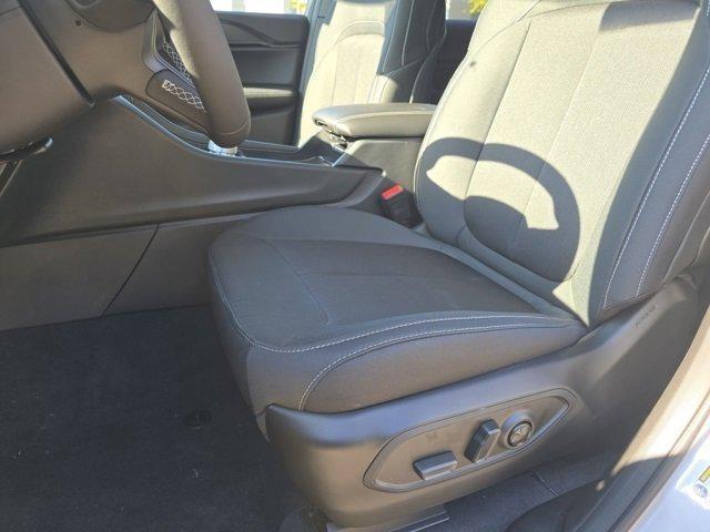 new 2025 Jeep Grand Cherokee L car, priced at $37,293