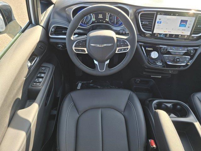 new 2026 Chrysler Pacifica car, priced at $46,573