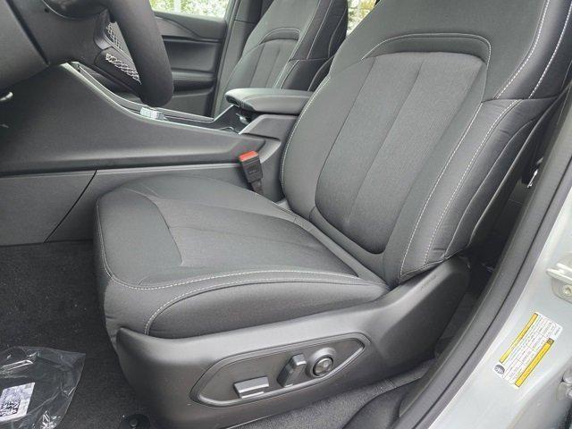 new 2025 Jeep Grand Cherokee car, priced at $32,500